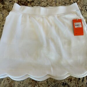 Freely medium knit golf or tennis skirt
